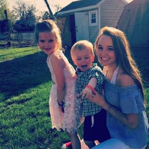 Meet your Posher, Katie